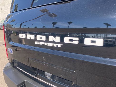 Used 2023 Ford Bronco Sport Badlands image 23