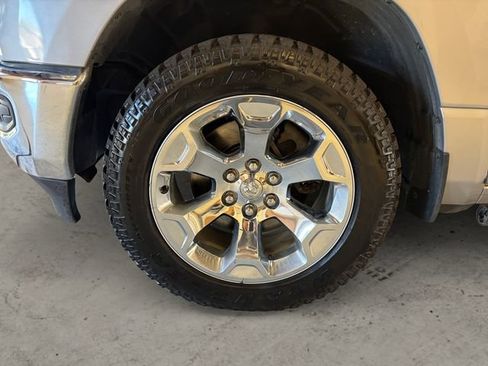 Used 2019 RAM 1500 Big Horn AWD/4WD image 15