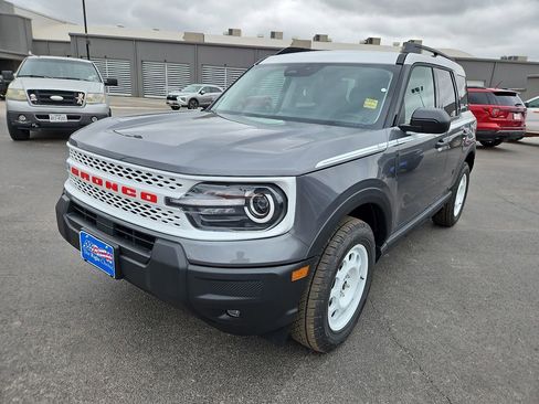 New 2026 Ford Bronco Sport Heritage w/ Convenience Package AWD/4WD image 4