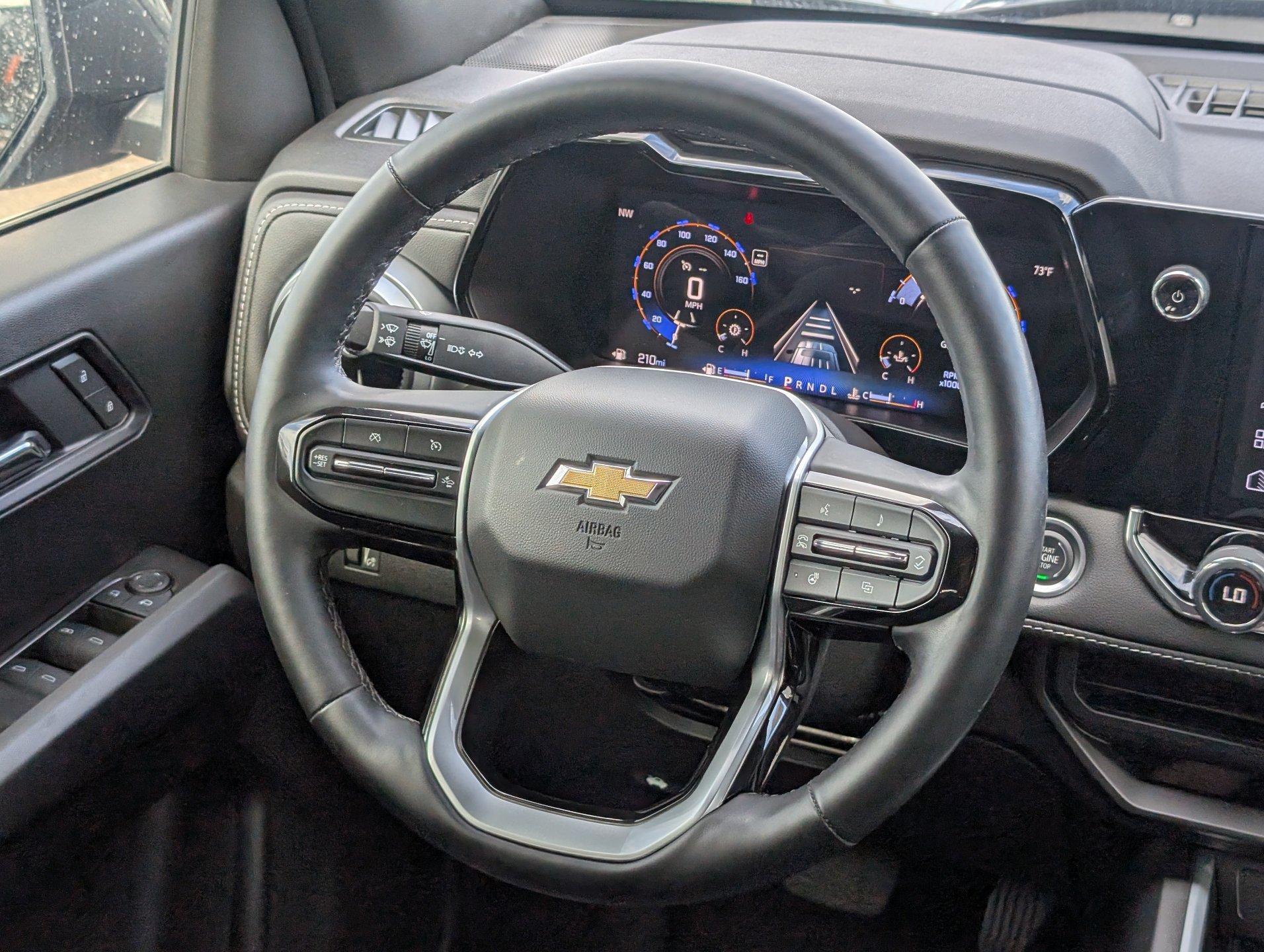 Used 2024 Chevrolet Colorado LT w/ LT Convenience Package III RWD image 15