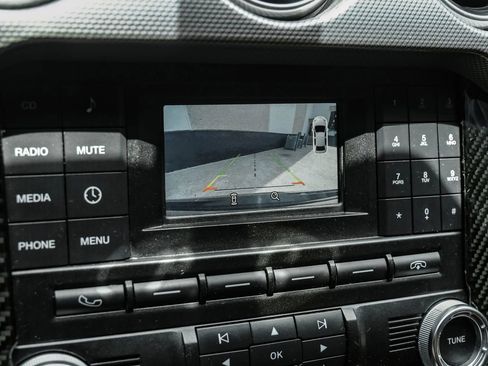 Used 2018 Ford Mustang GT RWD image 21