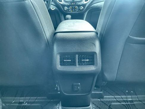 Certified 2023 Chevrolet Equinox LT AWD/4WD image 21