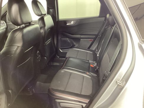 Certified 2023 Ford Escape ST-Line AWD/4WD image 15