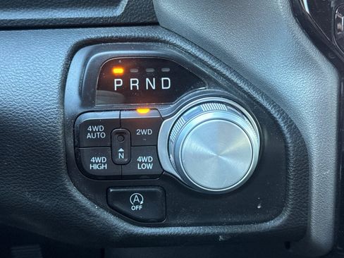 Used 2024 RAM 1500 Laramie AWD/4WD image 31