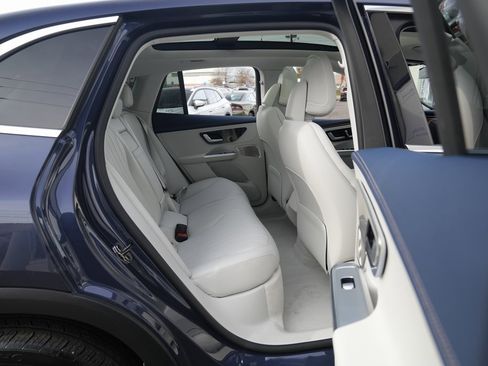 Used 2023 Mercedes-Benz EQE 500 4MATIC SUV image 40