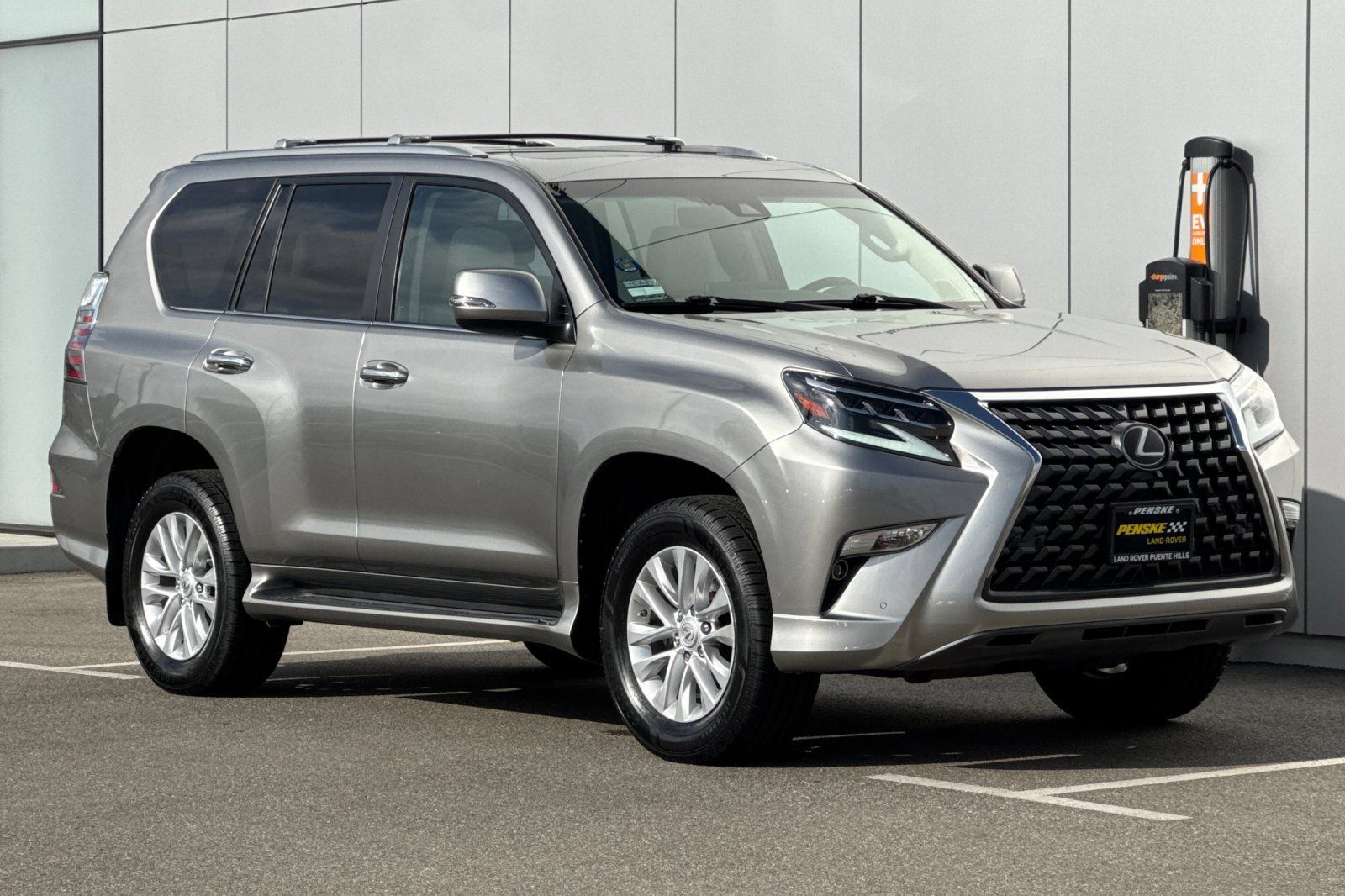 Used 2023 Lexus GX 460 Premium w/ Premium Plus Package AWD/4WD image 7