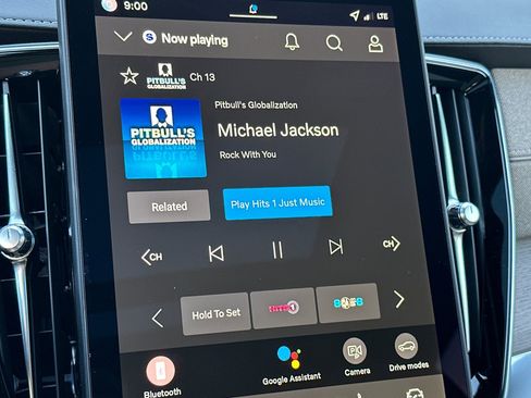 New 2026 Volvo XC90 T8 Plus image 16