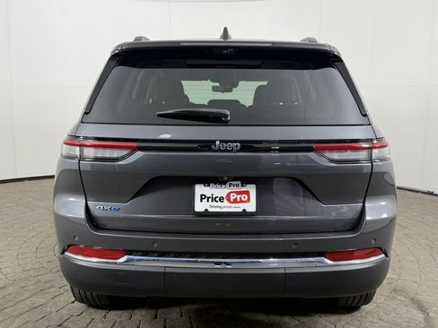 Used 2022 Jeep Grand Cherokee Limited 4xe w/ Luxury Tech Group II image 6