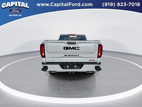 Used 2024 GMC Sierra 1500 AT4 w/ Technology Package AWD/4WD image 7