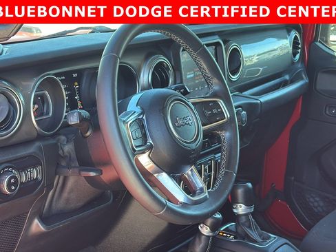 Used 2020 Jeep Gladiator Overland image 10