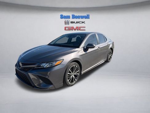 Used 2020 Toyota Camry SE FWD image 5
