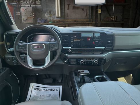 Certified 2025 GMC Sierra 1500 SLT w/ SLT Premium Plus Package AWD/4WD image 17