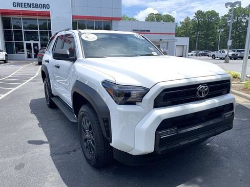 Used 2026 Toyota 4Runner SR5 AWD/4WD image 2
