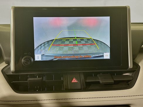 Used 2023 Toyota RAV4 XLE w/ Convenience Package FWD image 25