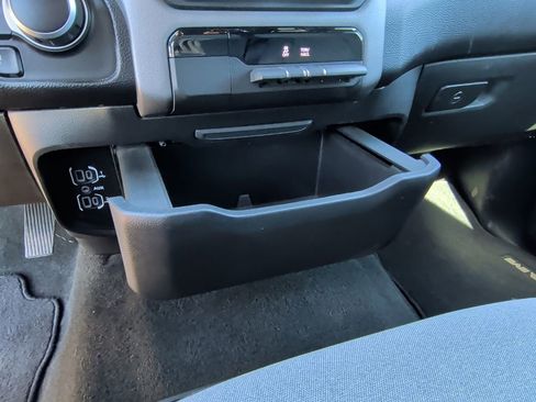 Used 2023 RAM 1500 Lone Star image 33