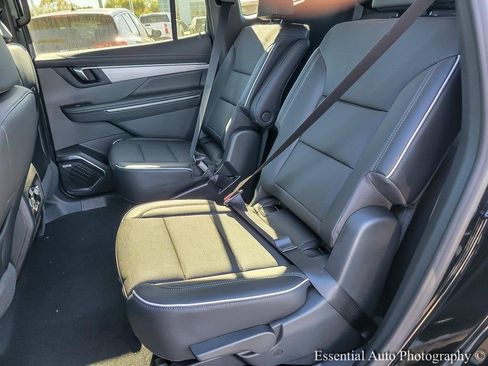 New 2026 Buick Enclave Preferred image 10