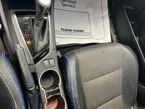 Used 2017 Toyota Corolla SE image 15