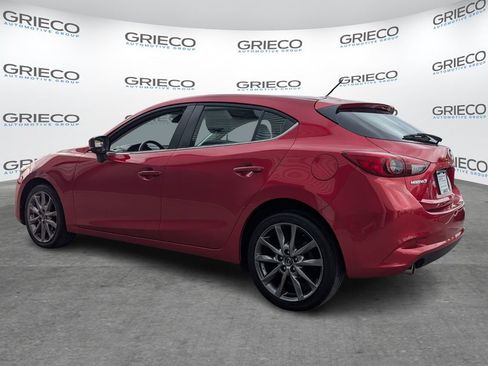 Used 2018 MAZDA MAZDA3 Touring image 5