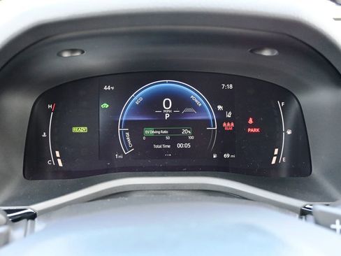 New 2026 Toyota Camry SE image 28