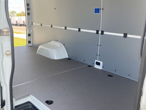 New 2024 Mercedes-Benz Sprinter 3500 image 7