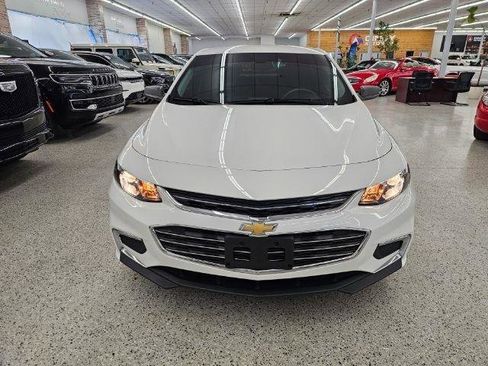 Used 2016 Chevrolet Malibu LS image 2