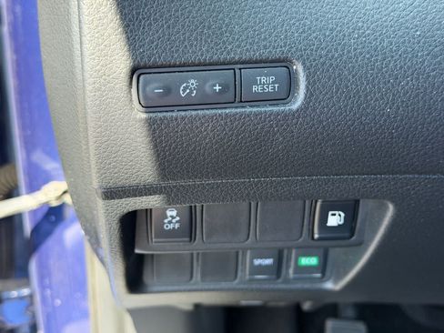 Used 2018 Nissan Rogue S FWD image 9