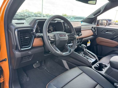 New 2026 GMC Canyon AT4 AWD/4WD image 18