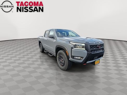 New 2026 Nissan Frontier PRO-4X w/ Pro-4x Convenience Package image 2