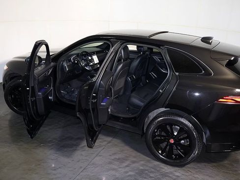 Used 2022 Jaguar F-PACE S AWD/4WD image 5
