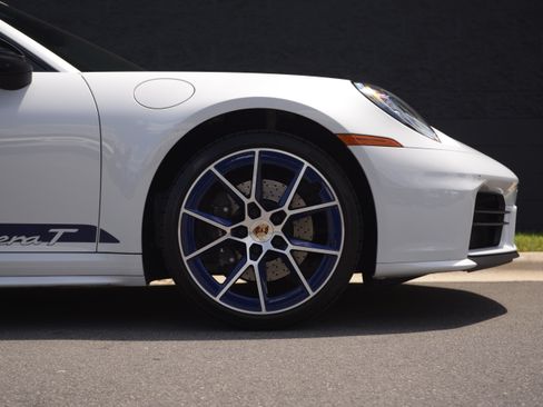 Certified 2026 Porsche 911 Carrera T RWD image 41