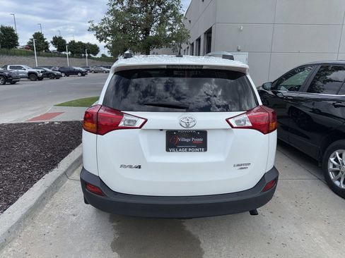 Used 2015 Toyota RAV4 Limited w/ Technology Package AWD/4WD image 5