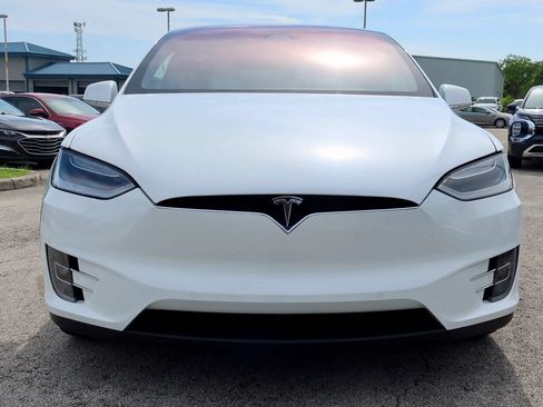 Used 2018 Tesla Model X 100D AWD/4WD image 6