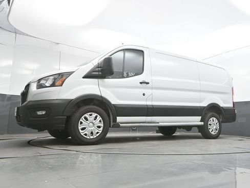 Used 2025 Ford Transit 250 Low Roof w/ Exterior Upgrade Package RWD image 41