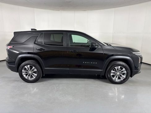 Used 2025 Chevrolet Equinox LT FWD image 9