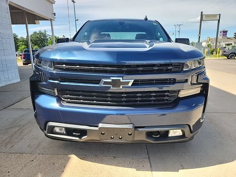 Used 2019 Chevrolet Silverado 1500 RST AWD/4WD image 2