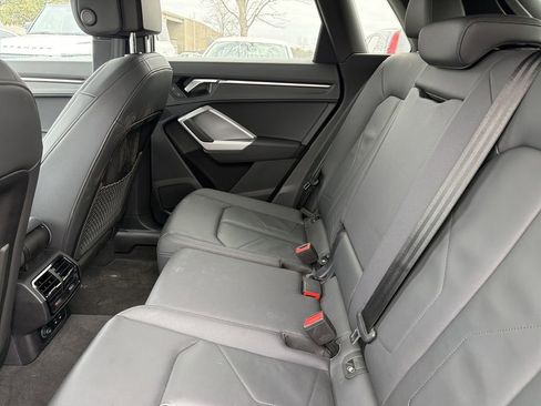 Used 2025 Audi Q3 2.0T Premium image 12