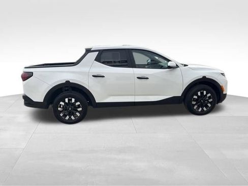 Used 2025 Hyundai Santa Cruz SE image 8