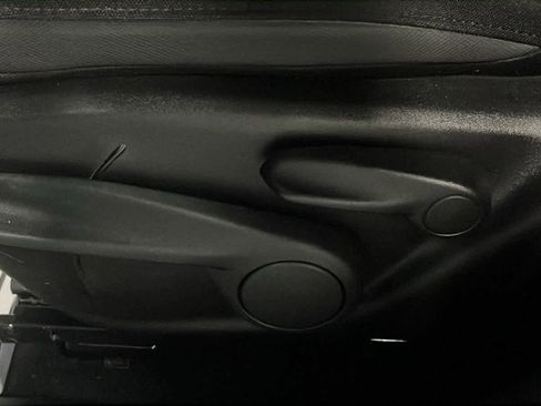 Used 2017 Jeep Renegade Altitude AWD/4WD image 20
