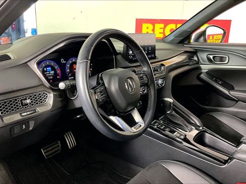 Used 2023 Acura Integra A-Spec image 16