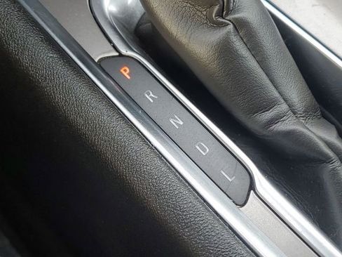 Used 2022 Chevrolet Malibu LT image 23