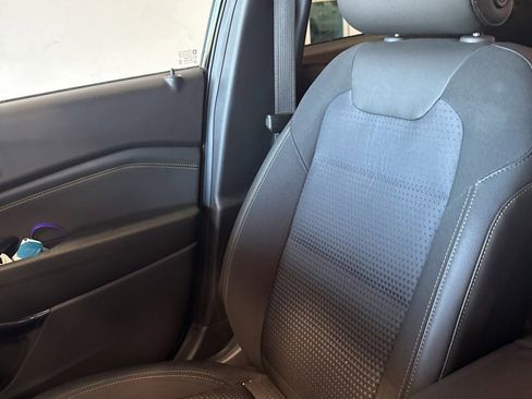 Used 2024 Chevrolet Trax LT w/ Driver Confidence Package image 2