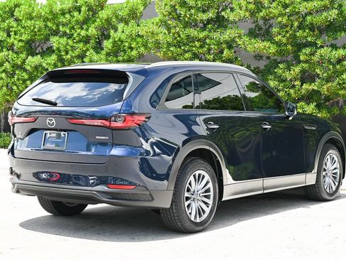 Used 2024 MAZDA CX-90 3.3 Turbo w/ Preferred Plus AWD/4WD image 4