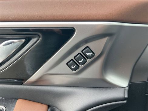 Certified 2021 Subaru Outback Touring w/ Popular Package #2 image 29