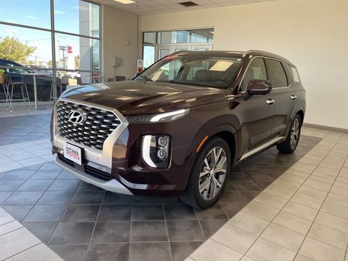 Used 2021 Hyundai Palisade Limited w/ Cargo Package AWD/4WD image 2