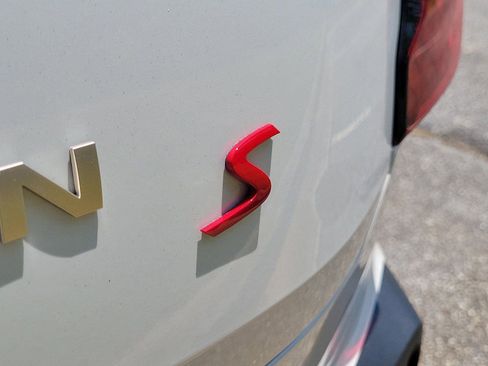 Used 2025 MINI Cooper Countryman S w/ Comfort Package Max image 21