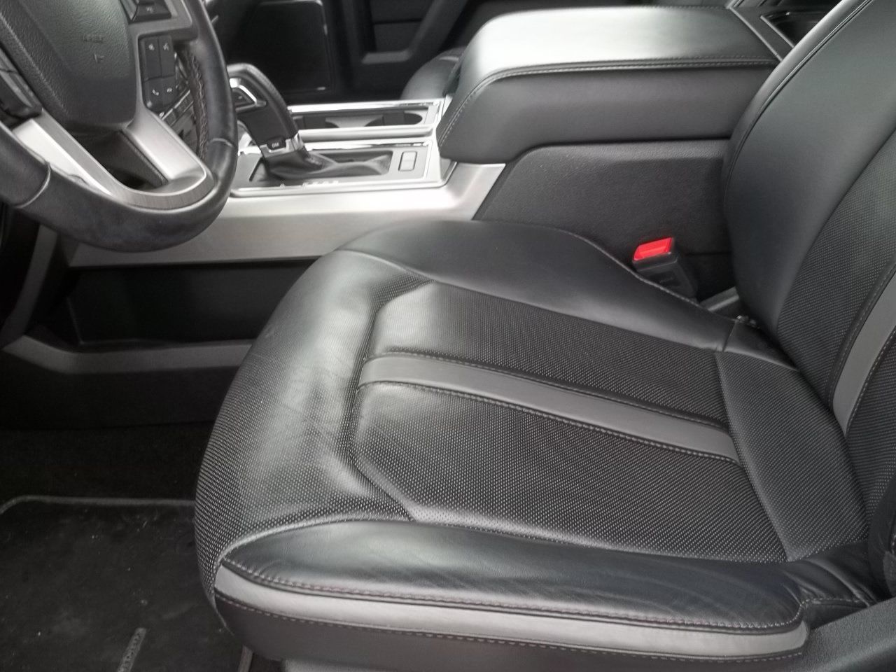 Used 2018 Ford F150 Platinum w/ Equipment Group 701A Luxury AWD/4WD image 10