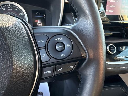 Used 2022 Toyota Corolla SE image 22
