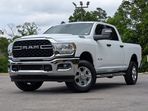 Used 2023 RAM 2500 Big Horn w/ Level 1 Equipment Group AWD/4WD image 4
