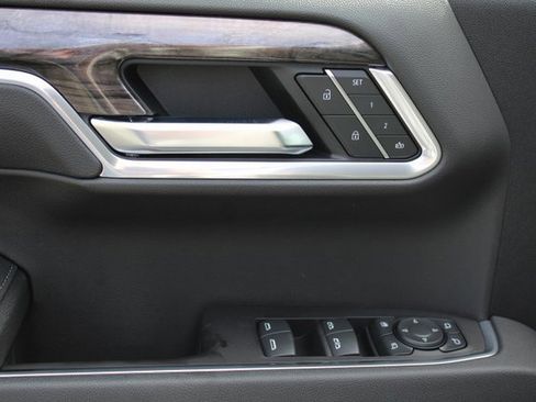 New 2025 Chevrolet Silverado 1500 LTZ image 7