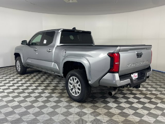 New 2026 Toyota Tacoma SR5 RWD image 8